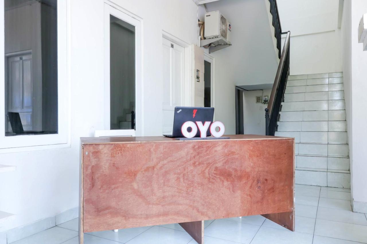 Oyo 1486 Tantular Residence Denpasar  Luaran gambar
